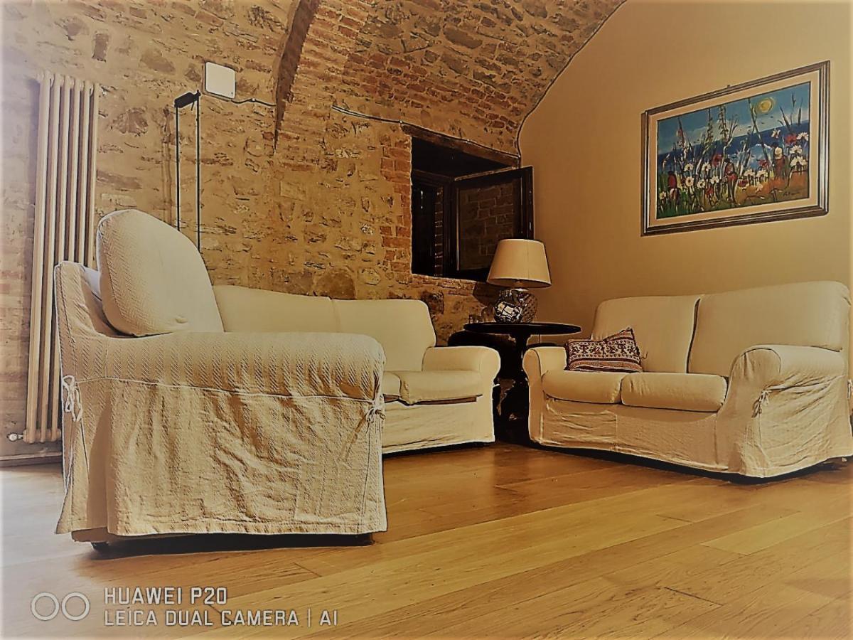 "Il Pollaio" Guests House Apartment Panicale Luaran gambar