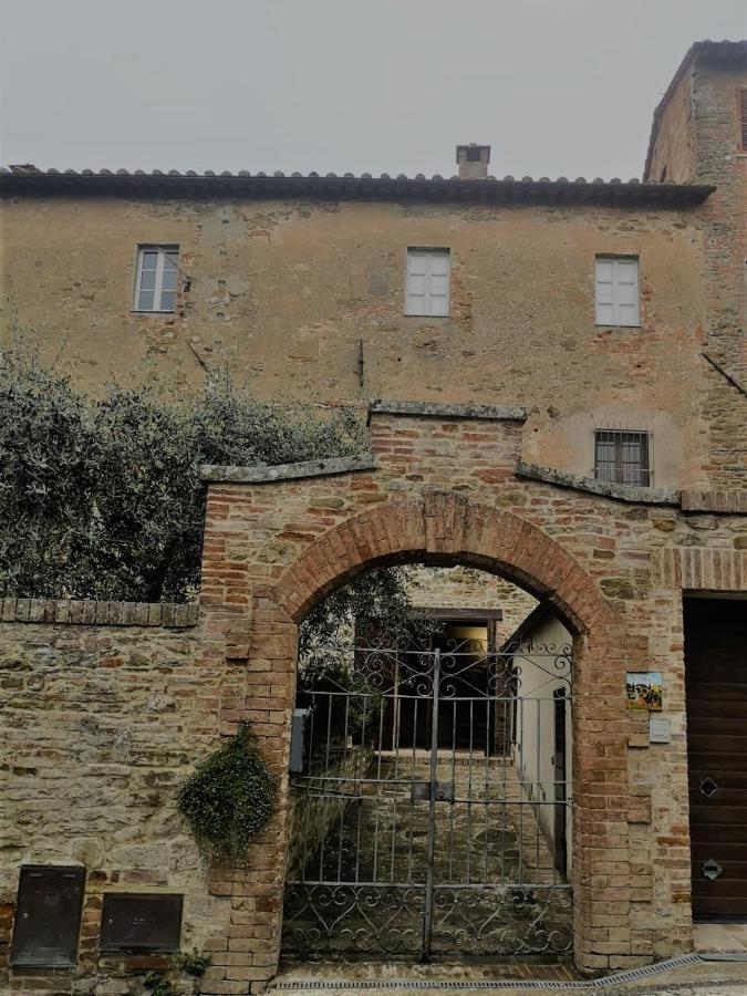 "Il Pollaio" Guests House Apartment Panicale Luaran gambar